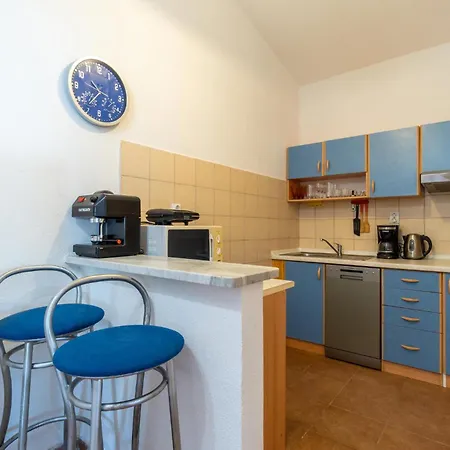 Stunning In With Wifi Πούλα