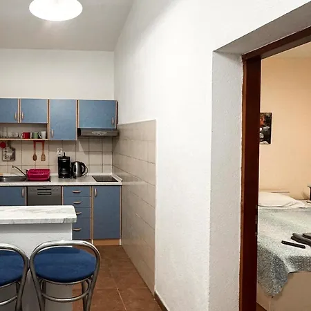 Apartment 1 Bedroom Amazing In *