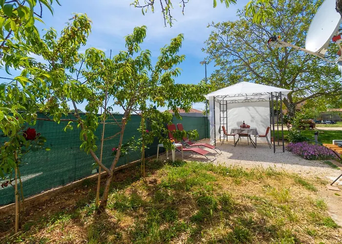 Stunning In With Wifi דירה